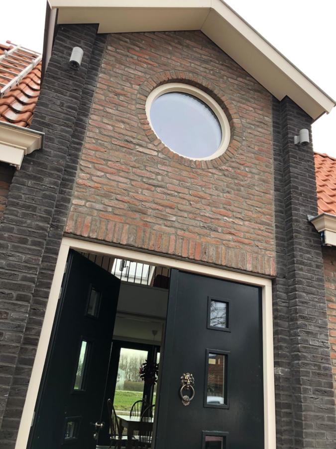 B&B De Gulden Halsband Pingjum Exteriör bild